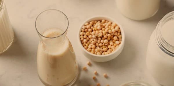 นมถั่วเหลือง (Benefits of Soy Milk) : ข้อมูล และประโยชน์